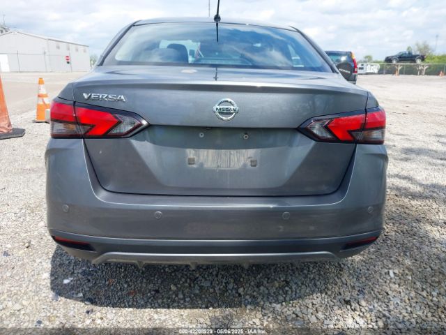 3N1CN8DV5ML897136 Nissan Versa S Xtronic Cvt