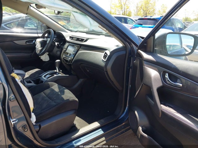 5N1AT2MV0EC779530 Nissan ROGUE SV