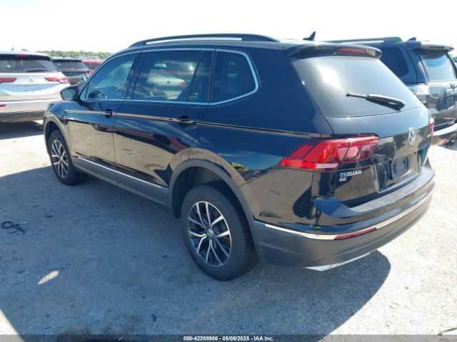 2020 VOLKSWAGEN TIGUAN 3VV3B7AX4LM124528 Photo 2