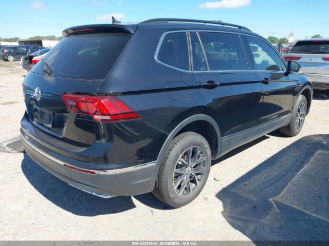 2020 VOLKSWAGEN TIGUAN 3VV3B7AX4LM124528 Photo 3