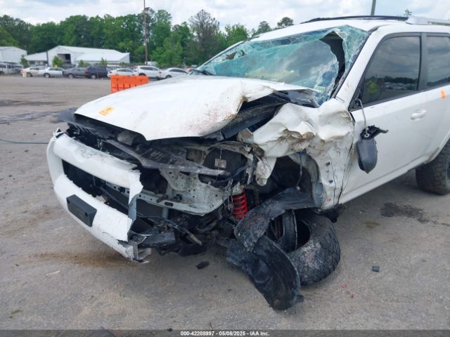 JTEZU5JR5E5078785 Toyota 4RUNNER SR5