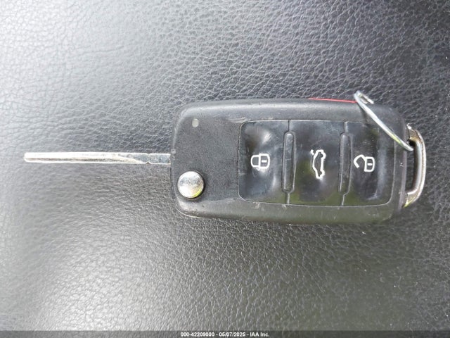 1VWBT7A34GC031517 Volkswagen Passat 1.8t Se