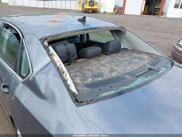 1VWBT7A34GC031517 Volkswagen Passat 1.8t Se