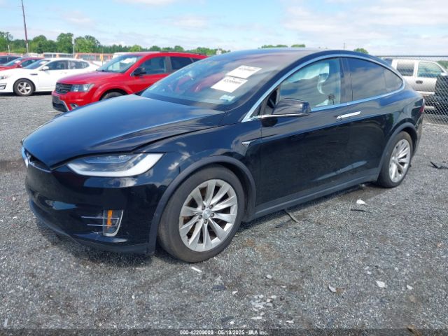 5YJXCDE27HF049989 Tesla 2017