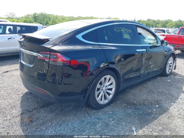 5YJXCDE27HF049989 Tesla 2017