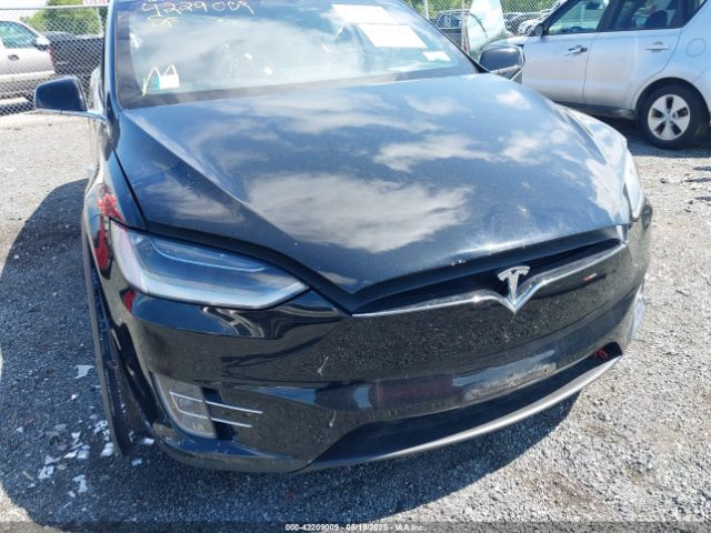 5YJXCDE27HF049989 Tesla 2017