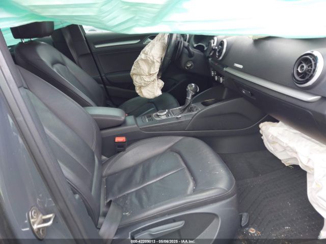 WAUB8GFF2H1012840 Audi A3 2.0t Premium