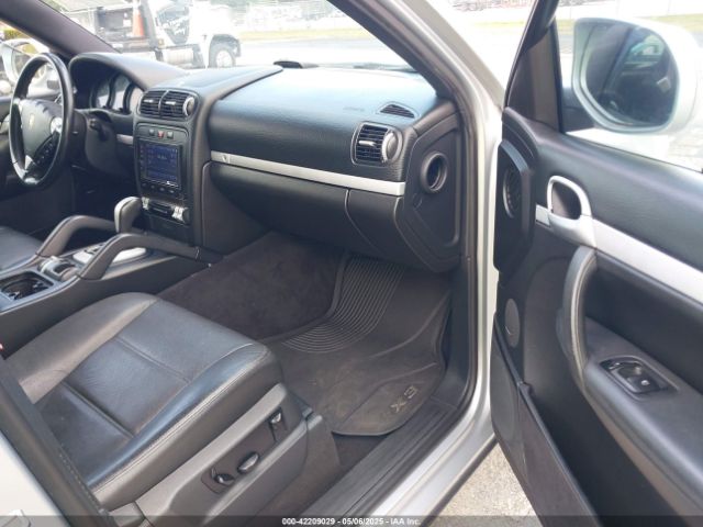 2010 PORSCHE CAYENNE WP1AA2APXALA04791 Photo 4