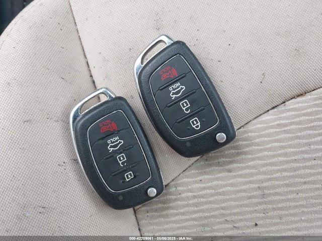 5NPE24AFXGH389575 Hyundai SONATA SE