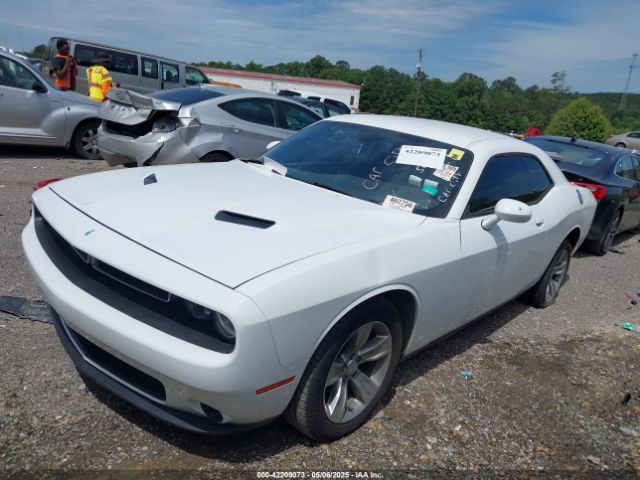 2C3CDZAG8HH568493 Dodge Challenger Sxt