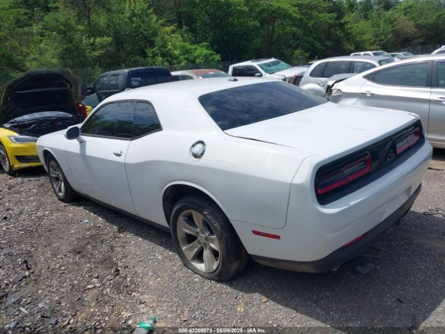 2C3CDZAG8HH568493 Dodge Challenger Sxt