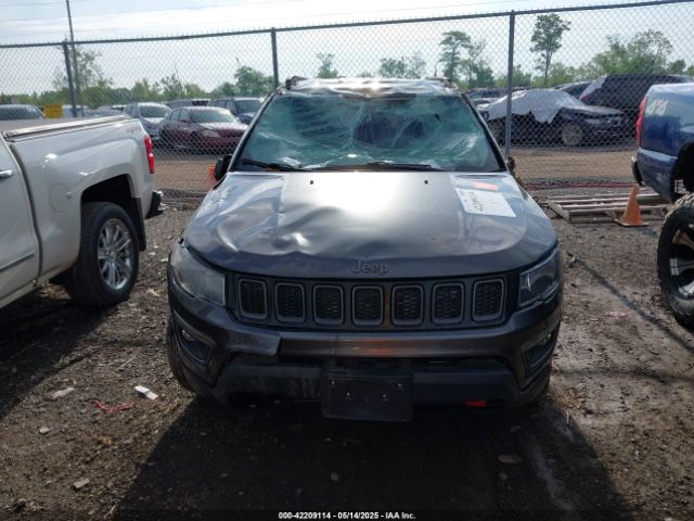 3C4NJDDB5KT722107 Jeep Compass Trailhawk 4x4