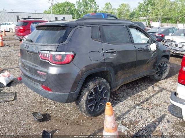 3C4NJDDB5KT722107 Jeep Compass Trailhawk 4x4