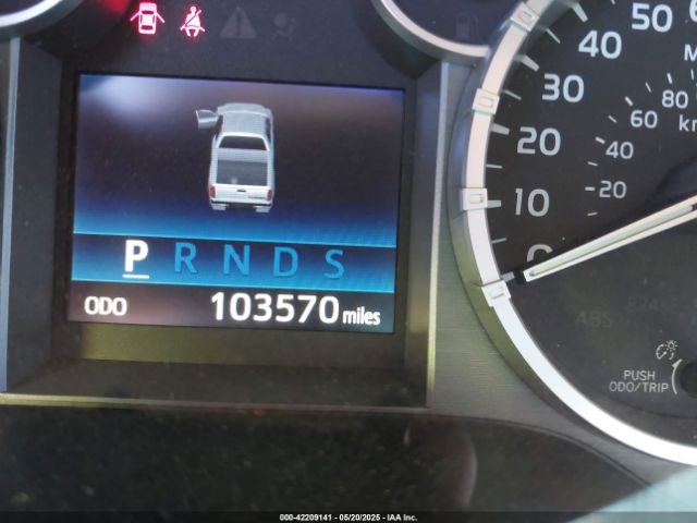 5TFDW5F15EX355225 Toyota Tundra Sr5 5.7l V8