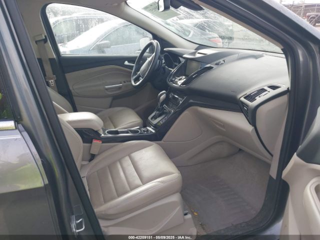 1FMCU0J97EUD22080 Ford Escape Titanium