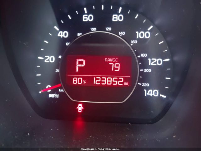 KNDJP3A52J7509933 KIA SOUL +