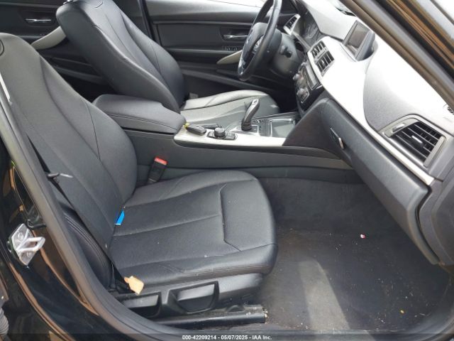 WBA8E1G59GNU11600 BMW 320i