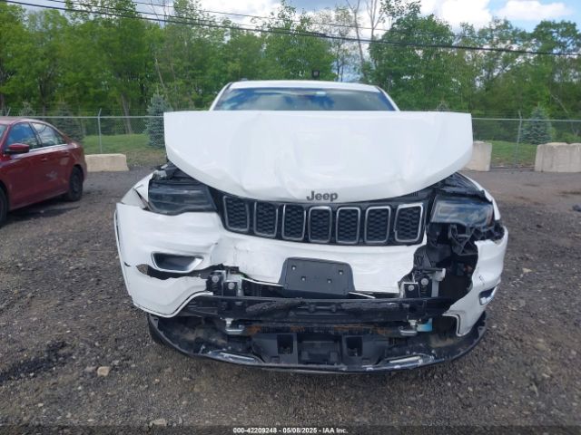 1C4RJFBG7JC378950 Jeep Grand Cherokee Sterling Edition 4x4