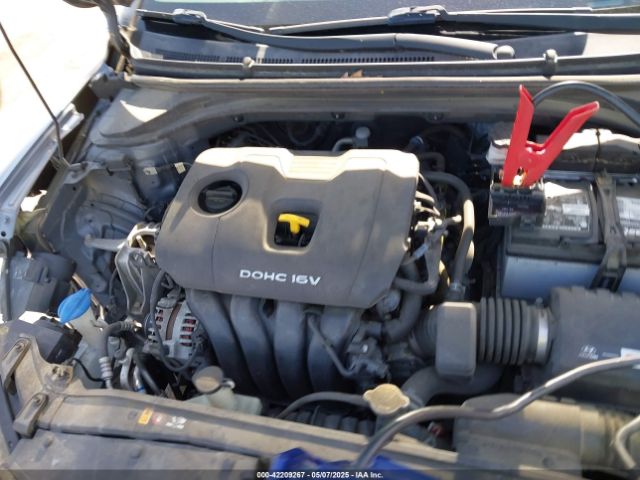 KMHD84LF2HU073842 Hyundai ELANTRA SE