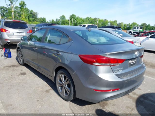 KMHD84LF2HU073842 Hyundai ELANTRA SE