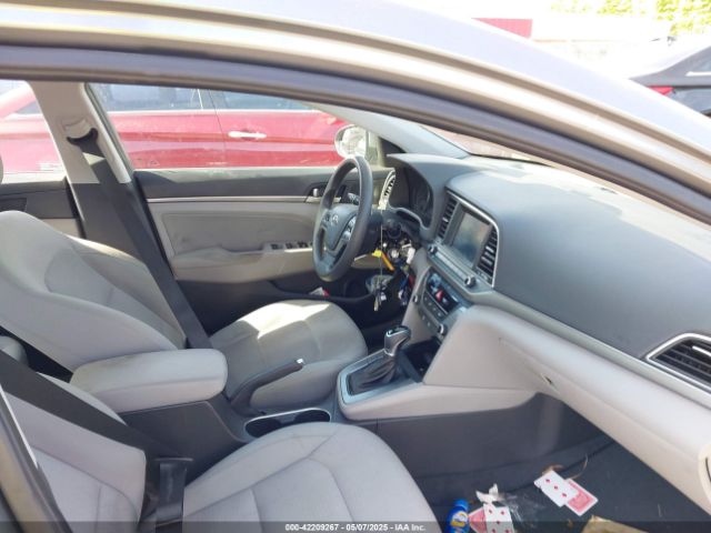 KMHD84LF2HU073842 Hyundai ELANTRA SE