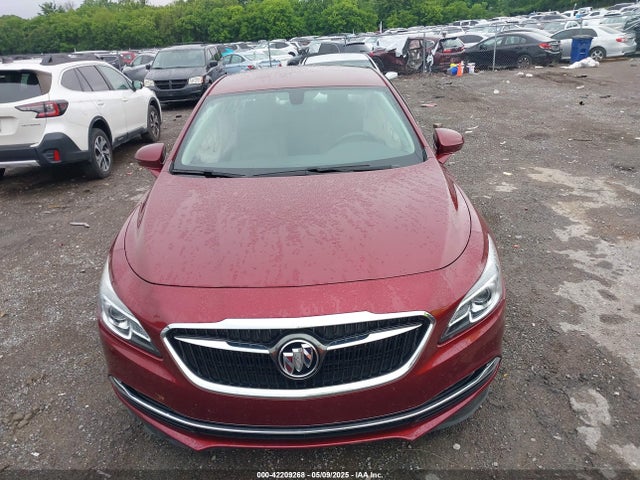 1G4ZP5SS2HU163330 Buick Lacrosse Essence