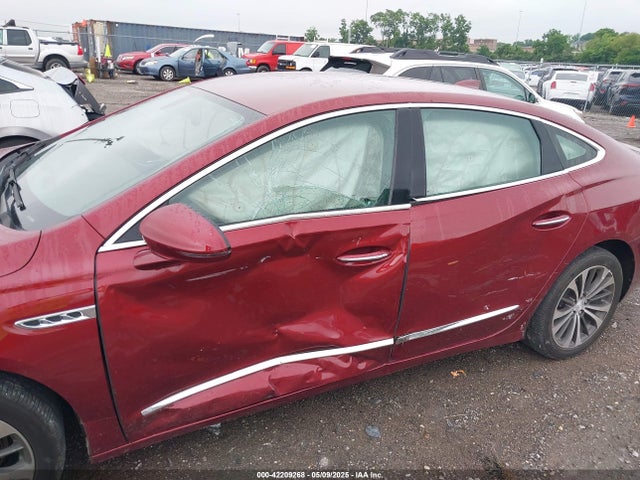 1G4ZP5SS2HU163330 Buick Lacrosse Essence