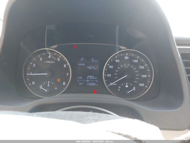 KMHD74LF8HU070365 Hyundai ELANTRA SE