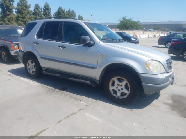 1999 MERCEDES-BENZ ML 320 4JGAB54E2XA090835