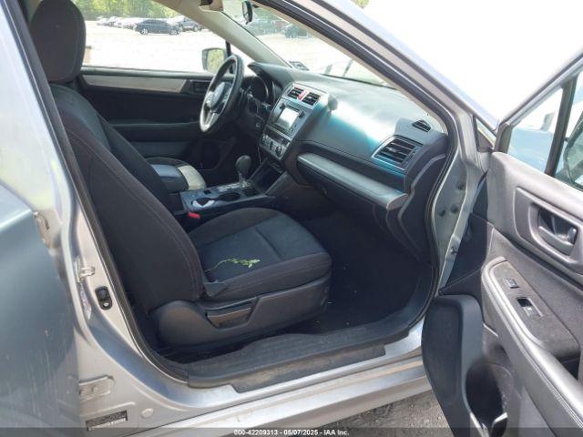 4S3BNAA65G3021065 Subaru Legacy 2.5i