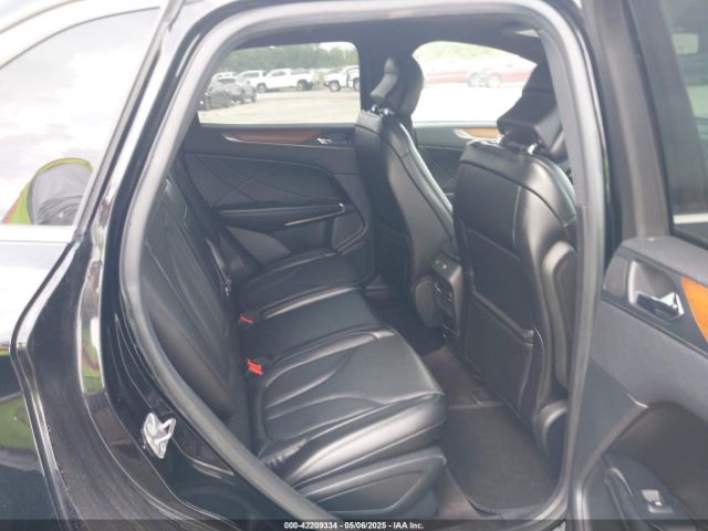 5LMCJ3D91HUL14029 Lincoln Mkc Reserve