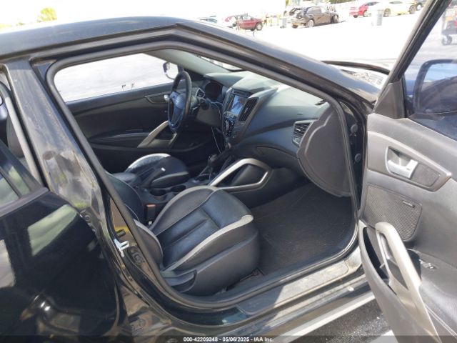 KMHTC6AE5EU185501 Hyundai Veloster Turbo W/black