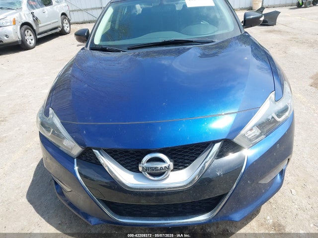 1N4AA6AP2HC383178 Nissan Maxima 3.5 Sr