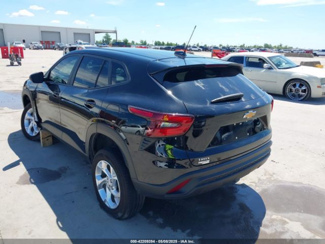 2025 CHEVROLET TRAX KL77LFEP8SC020459 Photo 2