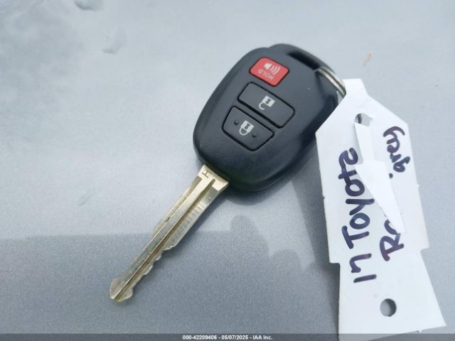 JTMBFREV0HJ171160 Toyota RAV4 LE