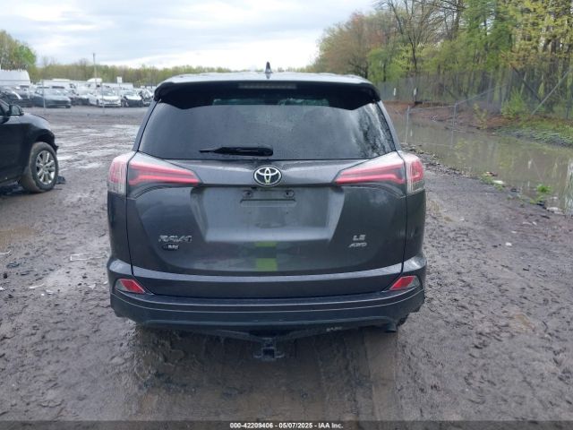 JTMBFREV0HJ171160 Toyota RAV4 LE
