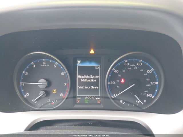 JTMBFREV0HJ171160 Toyota RAV4 LE