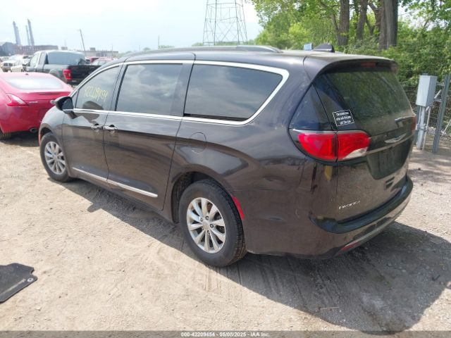 2017 CHRYSLER PACIFICA 2C4RC1BG7HR527307 Photo 2