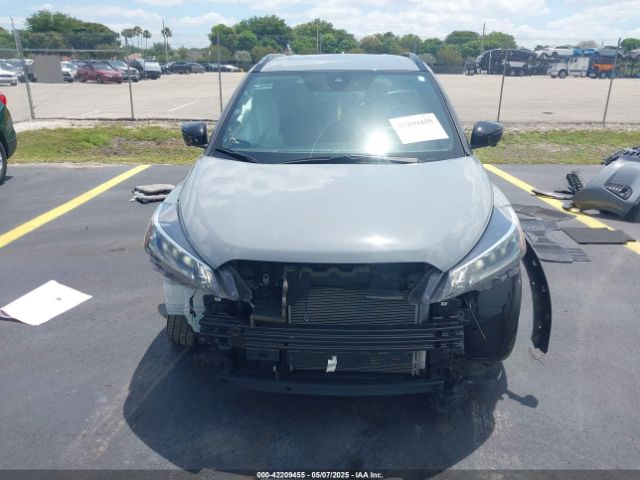3N1CP5DV8NL491054 Nissan Kicks Sr Xtronic Cvt