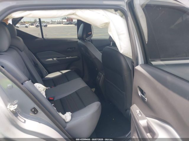 3N1CP5DV8NL491054 Nissan Kicks Sr Xtronic Cvt