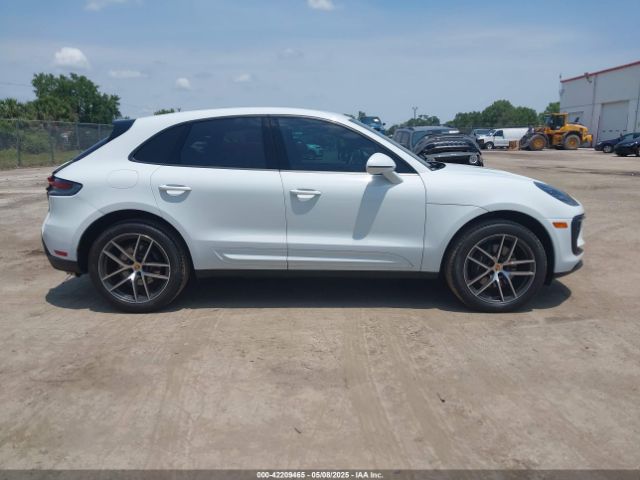 WP1AA2A55PLB11111 Porsche Macan