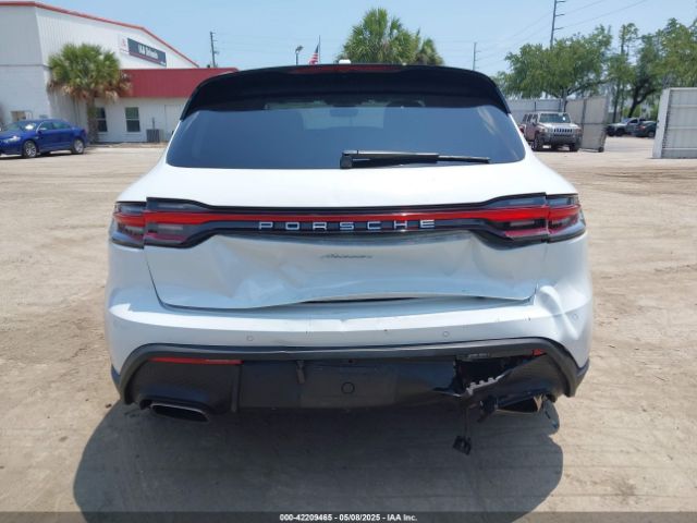 WP1AA2A55PLB11111 Porsche Macan
