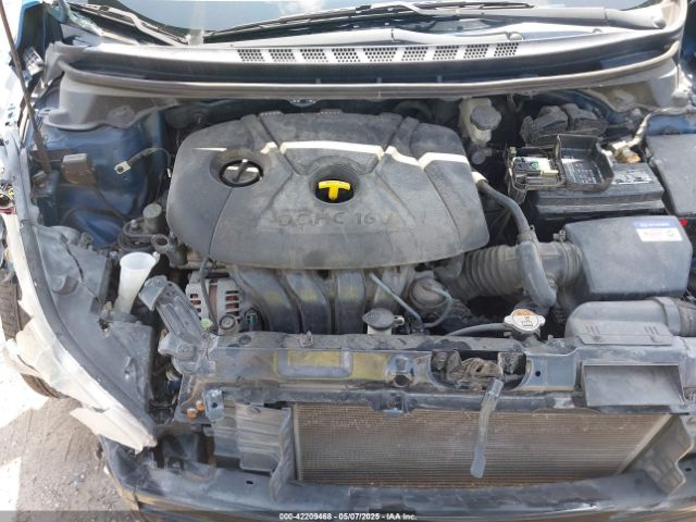 KMHDH4AE2FU320929 Hyundai ELANTRA SE