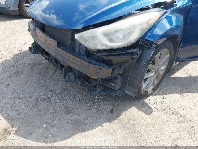 KMHDH4AE2FU320929 Hyundai ELANTRA SE