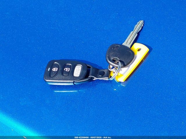 5NPD84LF6JH214562 Hyundai ELANTRA SEL