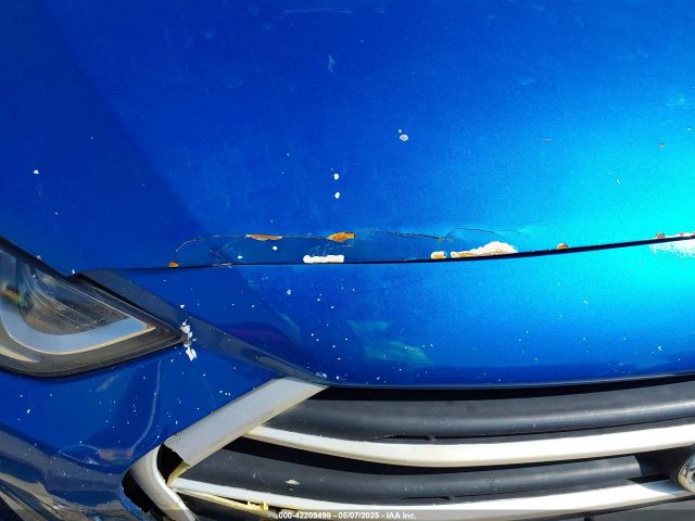5NPD84LF6JH214562 Hyundai ELANTRA SEL