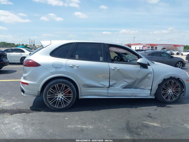 2016 PORSCHE CAYENNE WP1AD2A27GLA76018 Photo 5
