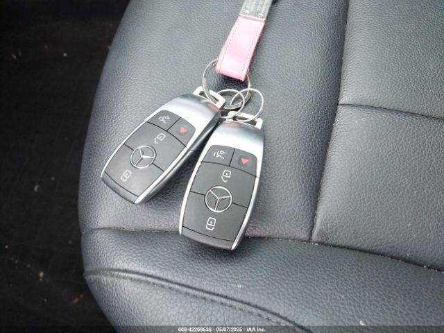 2022 MERCEDES-BENZ GLB 250 W1N4M4HB3NW247237 Photo 10