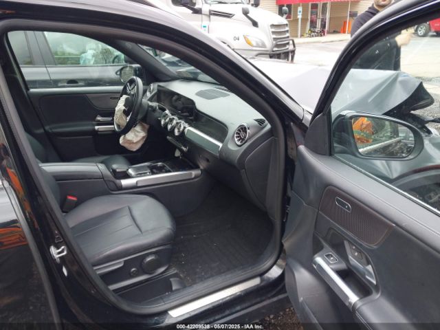 2022 MERCEDES-BENZ GLB 250 W1N4M4HB3NW247237 Photo 4