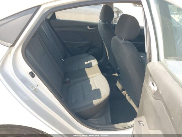 3KPC24A35JE013682 Hyundai ACCENT SE